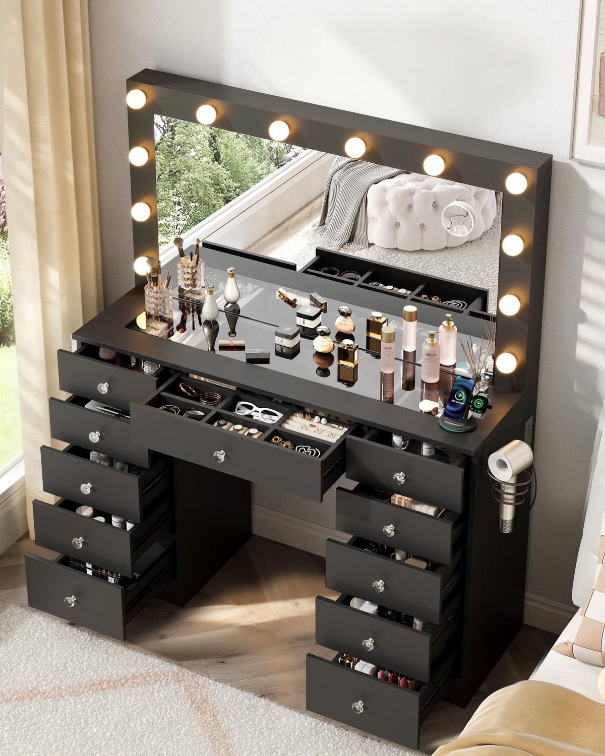 White LED Makeup Vanit